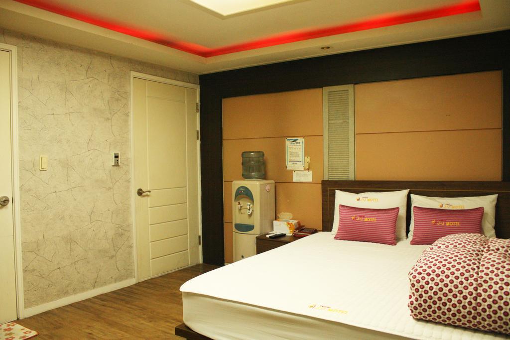 Hotel Bridge Busan Buitenkant foto