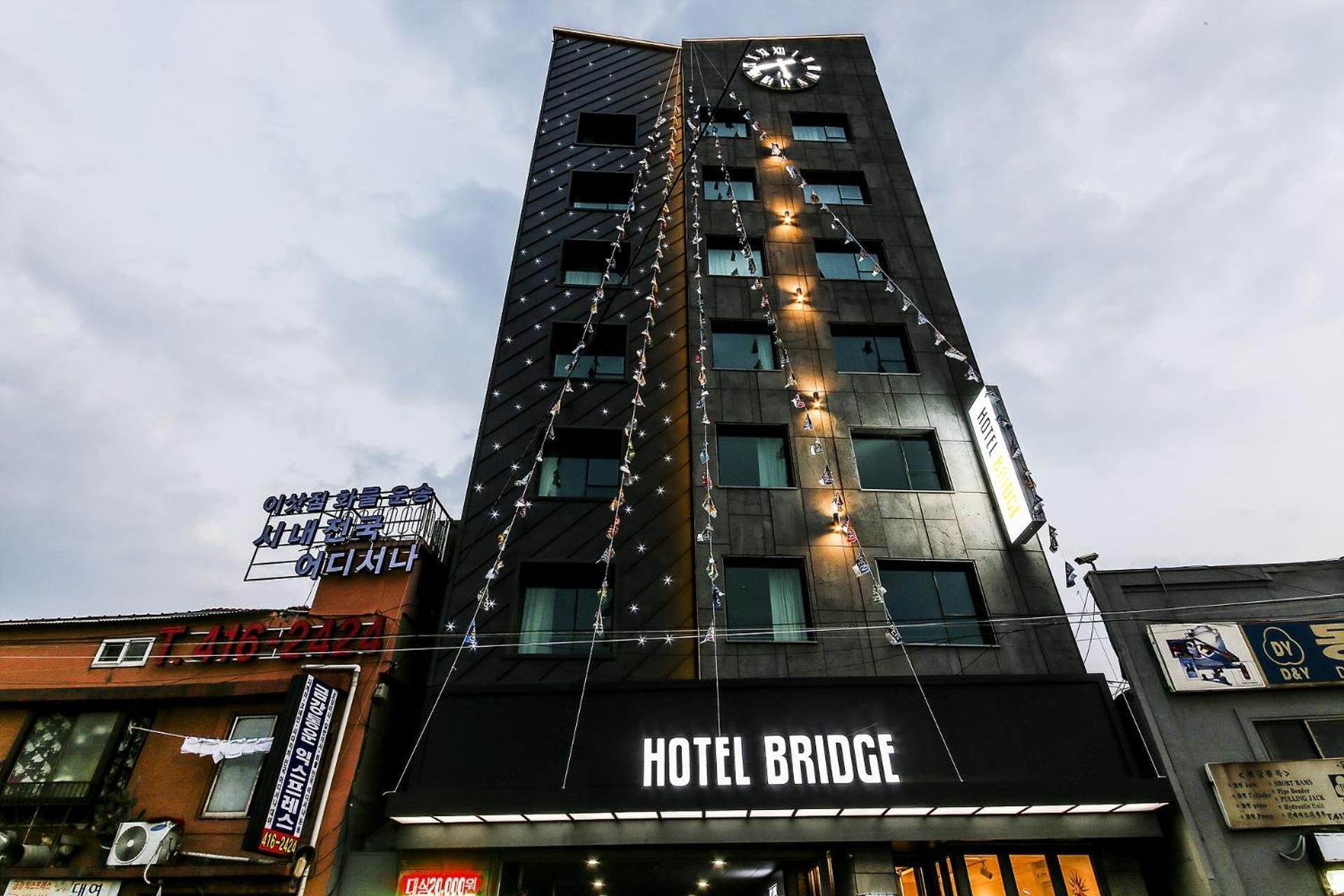 Hotel Bridge Busan Buitenkant foto