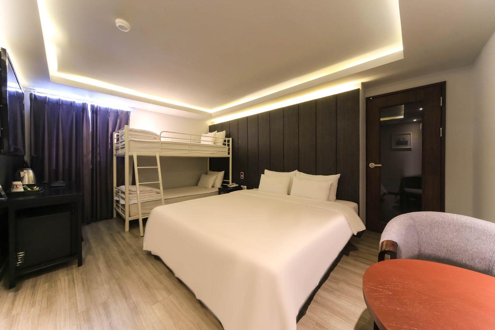 Hotel Bridge Busan Buitenkant foto